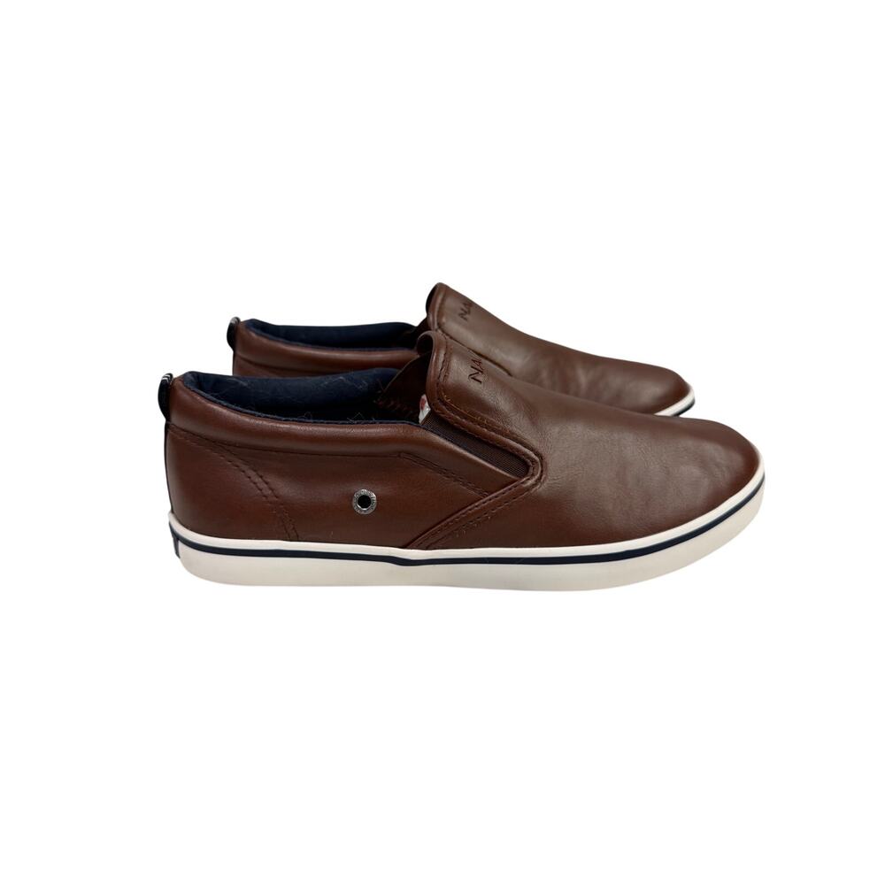 Nautica Kid's Slip-On Casual Shoe Athletic Sneaker Size 5 # Bag L